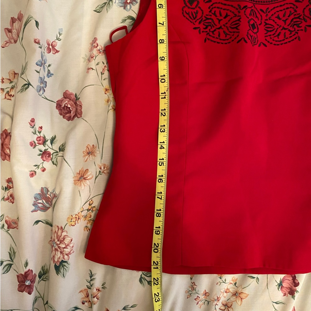 Kasper Red Top - Picture 3 of 6